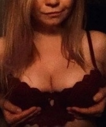 💋 У меня есть все, чтобы сделать твои фантазии реальностью. 🔥 Мое тело стройное и сексуальное, а нежные руки и губки доставят тебе невероятное удовольствие. 😍 Мои услуги разнообразны: от нежных эротических массажей до страстных и незабываемых сексуальных игр. 💦 Мои клиенты остаются в восторге от встреч со мной, а мои отзывы говорят сами за себя. 💯 Не упусти шанс испытать настоящий экстаз, встречайся со мной и получай удовольствие, о котором даже не мог мечтать! 🌟 Фото 100% мои. Жду тебя, мой сладкий... 😉#москва #москвы #вмоскве Катенька